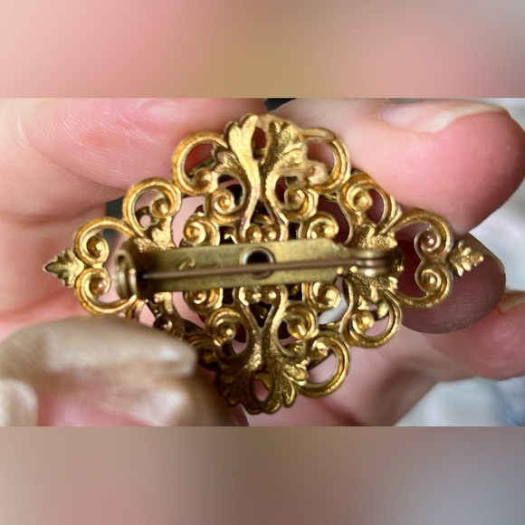 Vintage Coro brooch cameo rhinestones - Picture 10 of 10